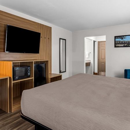 Quality Inn Cornelia Zewnętrze zdjęcie